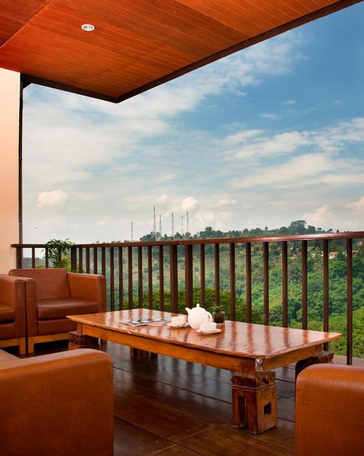 Sangria Resort And Spa Lembang Dış mekan fotoğraf