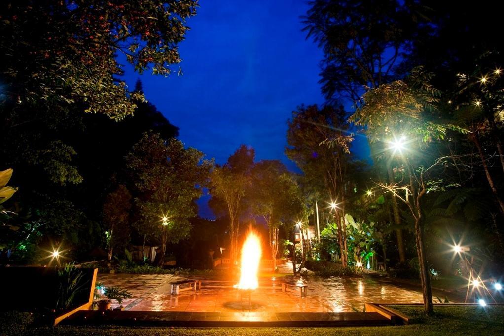 Sangria Resort And Spa Lembang Dış mekan fotoğraf